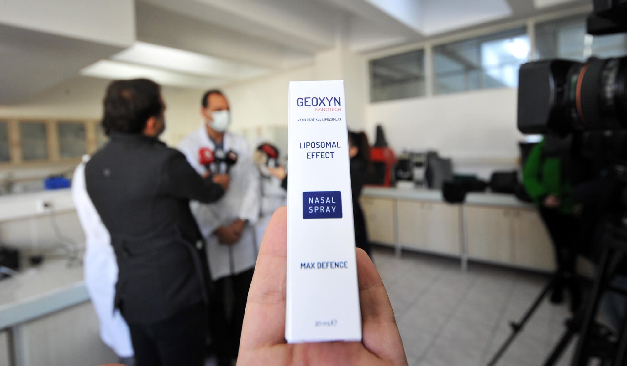 Aerozol do nosa opracowany w Turcji zabija koronawirusa w 1 minutę